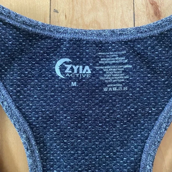 Zyia Gray Copper Charge Seamless Tank - Picture 5 of 5